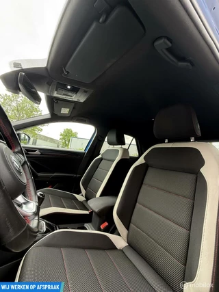 Volkswagen T-Roc Volkswagen T-Roc 1.0 TSI Sport / Virtual dash / Full led / - afbeelding nr 25