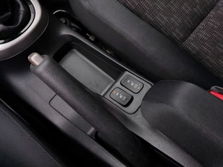 Honda Jazz 1.3 i-VTEC 102pk Comfort | Navi | Airco | Cruise | Bluetooth Carkit+Streaming |  Pdc V+A | Stoelverwarming | Rijstrook+Licht+Regensensor | 15''lm | Trekhaak - afbeelding nr 17