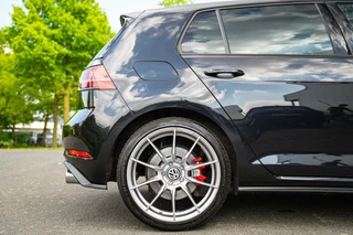 Volkswagen Golf Volkswagen Golf 2.0 TSI GTI Performance |Pano|Leer|Keyless|Virtual - afbeelding nr 19