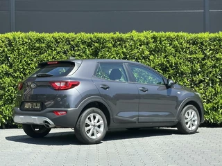 Kia Stonic Kia Stonic 1.2 MPi Comfortline, CARPLAY/ANDROID, AIRCO, LM-VELGEN, EL-RAMEN, DEALER ONDERHOUDEN, 1E EIGENAAR! - afbeelding nr 2