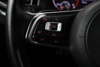 Volkswagen Polo Volkswagen Polo 1.5 TSI R Line | 150pk | Panoramadak | Full LED |  Carplay | Adaptive cruise | Park Assist | Climate control | Navigatie | Sportstoelen - afbeelding nr 13