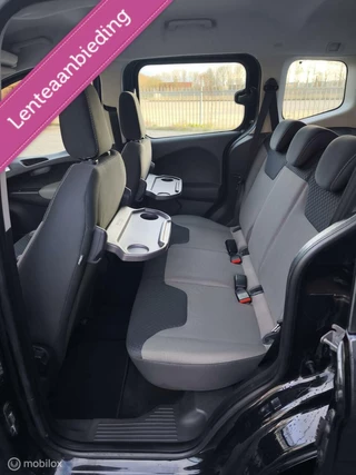 Ford Tourneo Courier Ford Tourneo Courier 1.0 / 2019 / Titanium / New Editions / - afbeelding nr 22