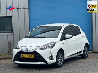 Toyota Yaris Toyota Yaris 1.5 Hybrid Design Red AUT CAMERA PDC EERSTE EIG - afbeelding nr 1