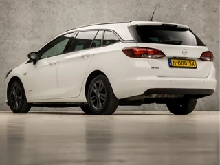Opel Astra Opel Astra Sports Tourer 1.2 Design & Tech (APPLE CARPLAY, GROOT NAVI, CAMERA, ADAPTIVE CRUISE, LEDER, GETINT GLAS, SPORTSTOELEN, LED KOPLAMPEN, CRUISE, PARKEERSENSOREN, NIEUWE APK, NIEUWSTAAT) - afbeelding nr 3