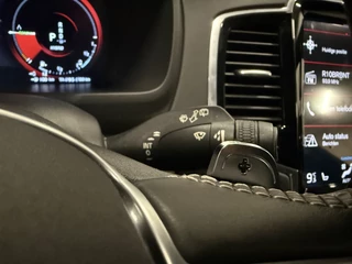 Volvo XC90 Volvo XC90 T8 Twin Engine AWD R-Design PANO/LUCHTVERING/TREKHAAK/H&K/MASSAGE+VENTILATIE/360CAMERA/20