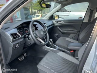 Volkswagen T-Cross Volkswagen T-Cross 1.0 TSI Active Edition / Automaat / Carplay - afbeelding nr 18