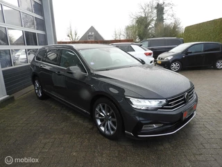 Volkswagen Passat Volkswagen Passat Variant 1.5 TSI R-Line Business + - afbeelding nr 10