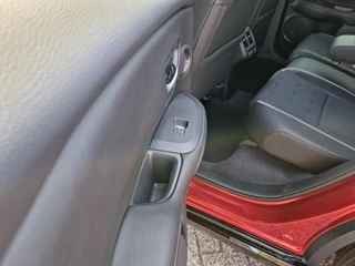 Honda ZR-V Honda ZR-V 2.0 e:HEV Sport VOORRAAD DEAL Dodehoekdetectie, Draadloze oplader , All-in Rijklaarprijs - afbeelding nr 10