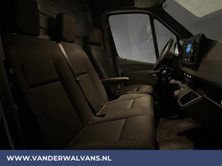 Mercedes-Benz Sprinter Mercedes-Benz Sprinter 317 CDI 170 pk L3H2 Euro6 Airco | Camera | MBUX | Apple Carplay | Cruisecontrol Chauffeursstoel, Bijrijdersbank, Android Auto, stoelverwarming, MBUX - afbeelding nr 11