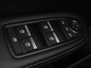Renault Arkana Renault Arkana 1.6 E-Tech full hybrid 145 R. S. Line | Trekhaak |  Stoel & stuurverwarming | Leder/Alcantara | Adaptive cruise | Camera | Carplay | Keyless | Navigatie | Full LED - afbeelding nr 33