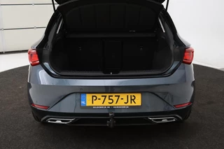SEAT Leon SEAT Leon 1.5 eTSI FR | Stoel & stuurverwarming | Trekhaak |  Carplay | Navigatie | Adaptive cruise | Sportstoelen | Full LED - afbeelding nr 9