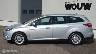 Ford Focus Ford Focus Wagon 1.0 EcoBoost Edition Plus Navi | Trekhaak | PDC V+A | Dist Riem vervangen - afbeelding nr 4