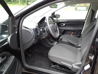 Volkswagen up! Volkswagen up! 1.0 BMT up! DAB / LANE ASS AUR CAMERA PDC 1e eig - afbeelding nr 8