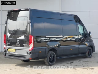Iveco Daily Iveco Daily 35S21 Automaat Dubbele schuifdeur Black Edition 2025 model L2H2 ACC LED CarPlay Velgen Camera 12m3 Airco - afbeelding nr 3