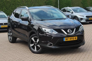 Nissan QASHQAI Nissan QASHQAI 1.2 N-Connecta / Trekhaak / Panoramadak / 360Camera / 18'' / Keyless / Navigatie / Getint glas / DAB / Cruise Control - afbeelding nr 1