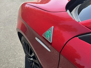 Alfa Romeo Giulietta Alfa Romeo Giulietta 1.750 TBI QV, 240pk, kuipstoelen!! - afbeelding nr 21