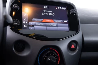Toyota Aygo Toyota Aygo 1.0 VVT-i x-play | AIRCO | CAMERA ✅ 1e Eigenaar - afbeelding nr 9