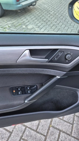 Volkswagen Golf Volkswagen Golf TSI Comfordline DSG Navi PDC Stuurbediening Cruise NAP - afbeelding nr 4