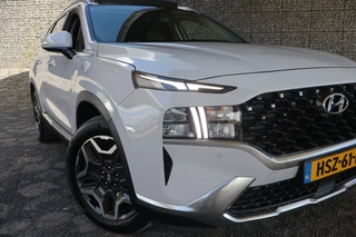 Hyundai Santa Fe Hyundai Santa Fe 1.6 T-GDI PHEV Premium Sky | Open Dak | 7 Persoons - afbeelding nr 4
