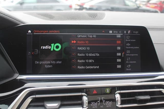 BMW X5 BMW X5 xDrive30d High Exe. 7p. M Sport / Trekhaak / Panoramadak / Camera / Head-up / Softclose / 20'' / Harman Kardon / Luchtvering / Laser LED / Keyless / Leder / Apple CarPlay / Stuurverwarming / DAB / ACC / Zonnescherm zijruite - afbeelding nr 23
