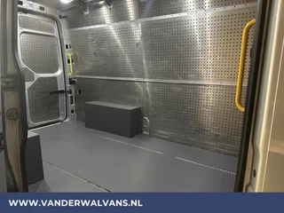 Volkswagen Crafter Cruisecontrol, Chauffeursstoel, Parkeersensoren, Bijrijdersbank, zilver - afbeelding nr 10