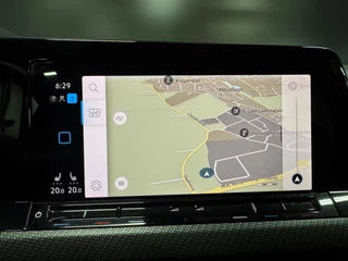 Volkswagen Golf Volkswagen Golf 1.0 eTSI DSG R-Line, Navi, Apple Carplay, Cam, ACC, Target Blue Eye, PDC, Private Glas, Voll Led - afbeelding nr 18