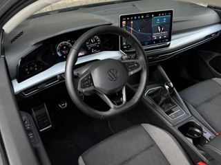 Volkswagen Golf Volkswagen Golf 1.5 TSI LIFE CAMERA/TREKHAAK/LED VW-LOGO - afbeelding nr 13