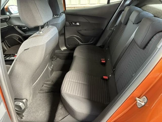 Peugeot e-2008 Peugeot e-2008 EV Allure Pack 50 kWh | BTW | Carplay | 1 Eig - afbeelding nr 9
