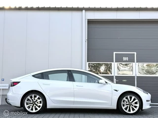 Tesla Model 3 Tesla Model 3 Long Range AWD 75 kW, Netjes,SOH 87 %,trekhaak - afbeelding nr 3