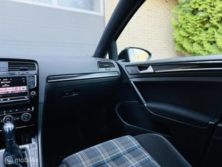 Volkswagen Golf Volkswagen Golf 1.4 TSI DSG GTE 2015|18 Inch|Sport|Camera| - afbeelding nr 11