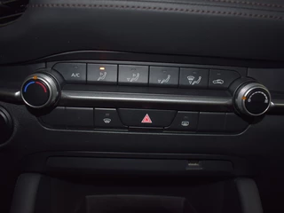 Mazda 3 Mazda 3 2.0 G COMFORT NAVI LMV CAMERA - afbeelding nr 19