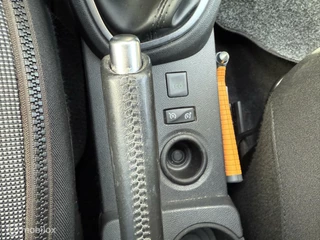 Renault Captur Renault Captur 0.9 TCe Intens Camera Airco Velgen en Winterbanden - afbeelding nr 18