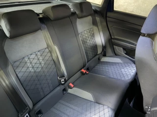 Volkswagen Taigo Volkswagen TAIGO 1.5 TSI R-Line | keyless | Side assist | camera | 19 inch | IQ light - afbeelding nr 11