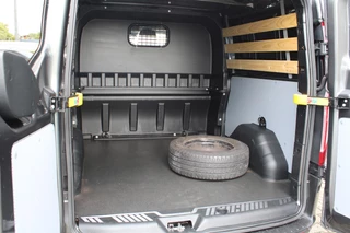 Ford Transit Custom Ford Transit Custom 320 2.0 TDCI L2H1 Limited DC | 6-zits | Stoelverwarming | Trekhaak | Camera |  Raptor grille - afbeelding nr 6