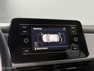 Volkswagen T-Roc Volkswagen T-Roc 1.5 TSI Style | CARPLAY | CRUISE | PDC - afbeelding nr 6