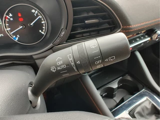 Mazda 3 Alcantara | Elek. stoelen | Keyless | Bose - afbeelding nr 30