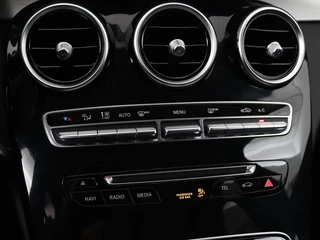 Mercedes-Benz C-Klasse Mercedes-Benz C-klasse 180 Avantgarde | Stoelverwarming | Trekhaak |  Navigatie | Full LED | Park Assist | Climate control | Half leder | Cruise control | Bluetooth - afbeelding nr 24