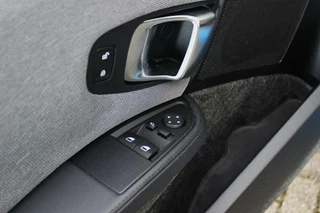 BMW i3 ➡️ BMW i3 Executive Edition 120Ah 42 kWh | Dakraam | 1e eigenaar | Camera | LED | 20 inch | Stoelverwarming | Harman-Kardon | Navi | NAP | inc BTW - afbeelding nr 30