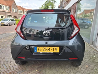 Toyota Aygo Toyota Aygo 1.0 VVT-i X-Play Limited 5Drs /Navi/Camera/Apple/Android/Airco/garantie - afbeelding nr 4