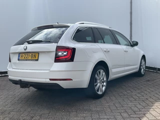 Škoda Octavia Škoda Octavia Combi 1.5 TSI 150pk Automaat Trekhaak Carplay Stoelverw Cruise NL-Auto! - afbeelding nr 17
