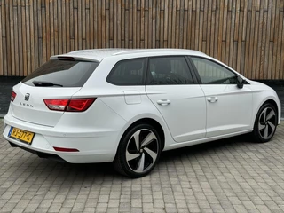 SEAT Leon Seat Leon ST 1.4 EcoTSI Business Intense Automaat | Alcantara bekleding | Seat Sound | Apple CarPlay | Navigatiesysteem | Cruise Control | Climate Control | Parkeersensoren voor en achter - afbeelding nr 2