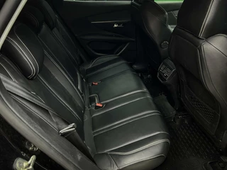 Peugeot 3008 Peugeot 3008 1.2 Premium Carplay | Camera | Keyless NAP - afbeelding nr 23