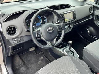 Toyota Yaris Toyota Yaris 1.5 Hybrid Aspiration Automaat 5-deurs | Navi | Cruise control - afbeelding nr 11
