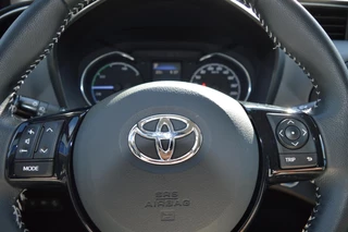 Toyota Yaris Toyota Yaris 1.5 Hybrid Executive|Navi|Camera|79000 Km!Mooi! - afbeelding nr 11