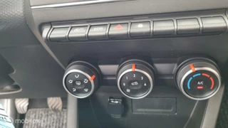 Renault Clio Renault Clio 1.0 TCe Business Zen /Af neembare trekhaak , airco - afbeelding nr 17