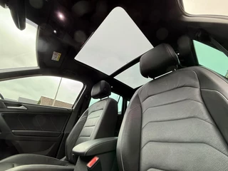 Volkswagen Tiguan Volkswagen Tiguan 1.5 TSI DSG 2x R-LINE Panodak Leer Trekhaak 20 Inch - afbeelding nr 57