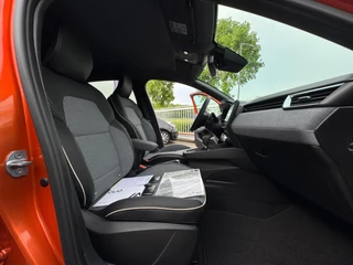 Renault Clio Renault Clio 1.0 TCe ECO-G 100 techno AUTOMAAT / CAMERA / NAVI / CARPLAY / ECC / ZGAN - afbeelding nr 32