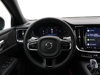 Volvo V60 Volvo V60 T6 PLUG-IN HYBRID LONG RANGE PLUS DARK SCHUIFDAK 360GR CAM TREKH - afbeelding nr 32