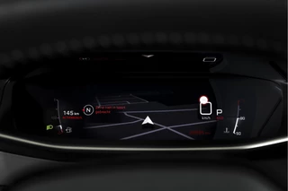 Peugeot 2008 Peugeot 2008 1.2 PureTech Allure Pack 130 PK - Automaat | Dig. Cockpit | PDC | Camera | NAV + App, Connect | ECC | DAB | LM 17