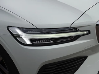 Volvo V60 Volvo V60 2.0 T6 350PK AWD R-design / Bns Pro 2020 / LED - afbeelding nr 42